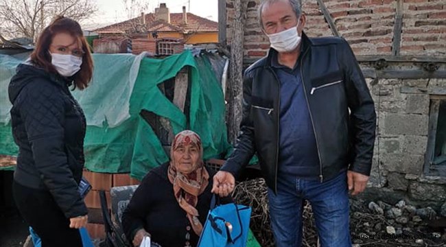 Beypazarı'nda iki mahallede temizlik malzemeleri dağıtımı yapıldı