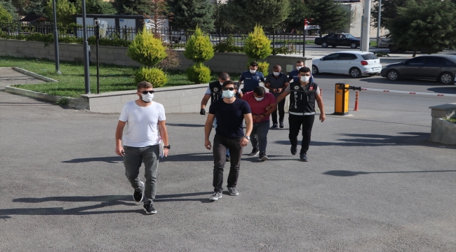 Karaman'da uyuşturucu operasyonunda gözaltına alınan 3 kişiden 1'i tutuklandı