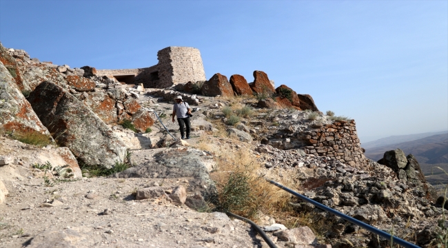 Konya'daki 5 bin yıllık stratejik kalenin "kapısı" bulundu