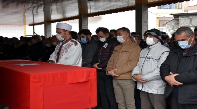 Afyonkarahisar'da kalp krizi sonucu vefat eden astsubayın cenazesi Kırıkkale'de defnedildi