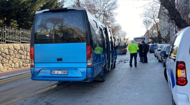 Başkentte otobüse arkadan çarpan dolmuştaki 8 kişi yaralandı