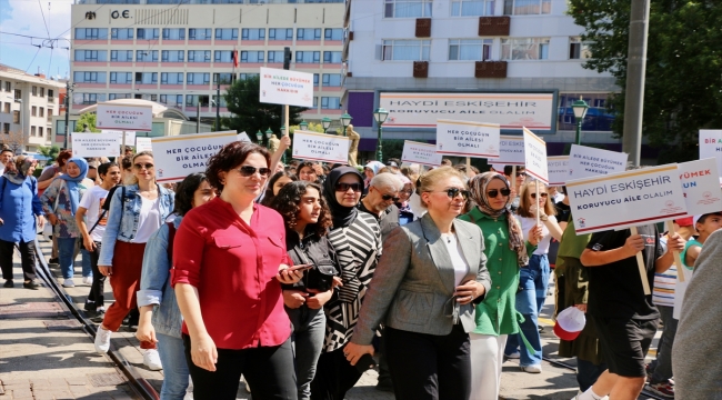 Eskişehir'de "Koruyucu Aile Günü" şenlikle kutlandı